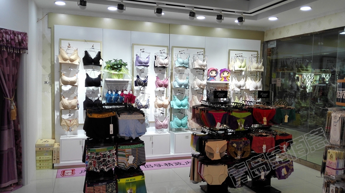 內(nèi)衣展柜，簡約型的